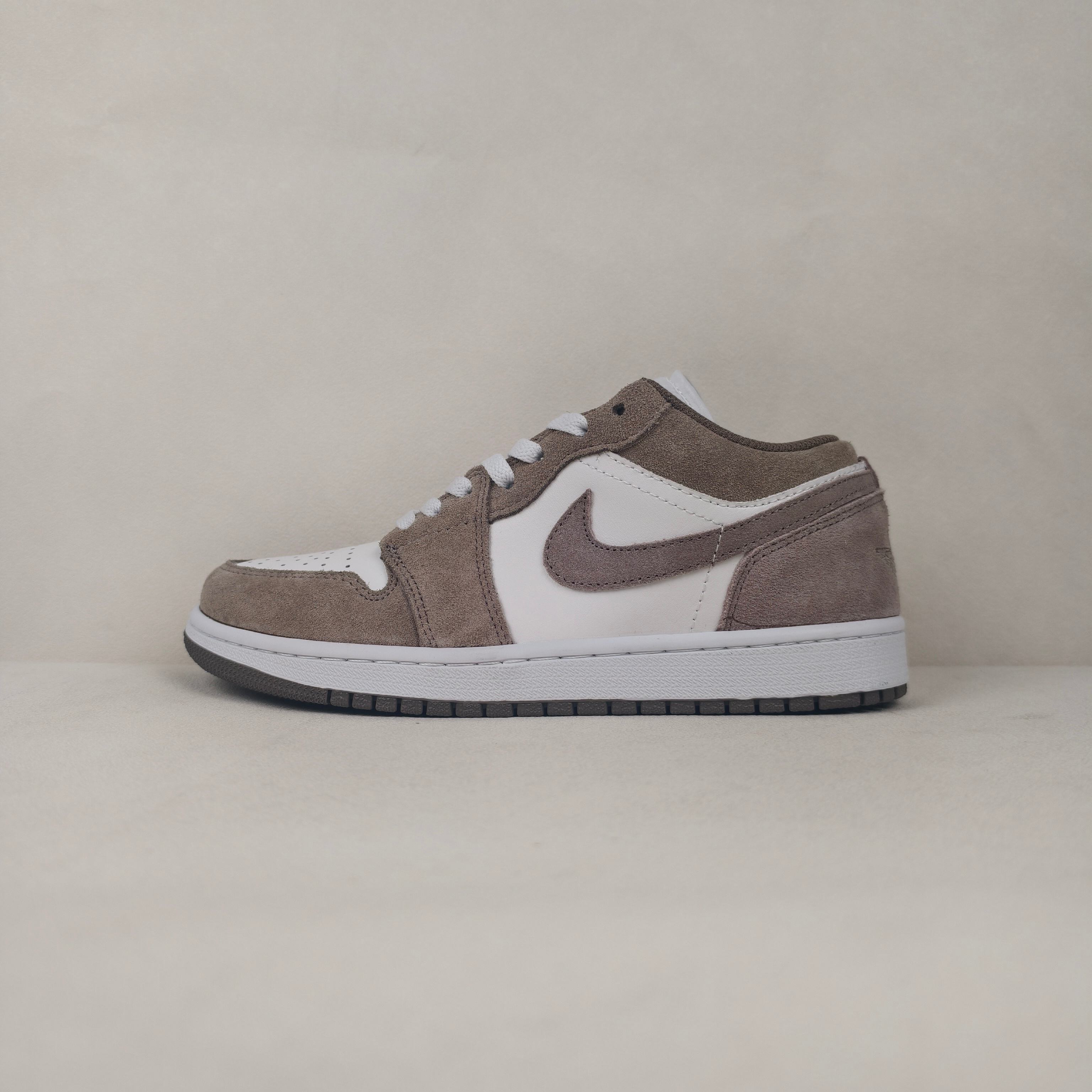 Air jordan 1 low 092
