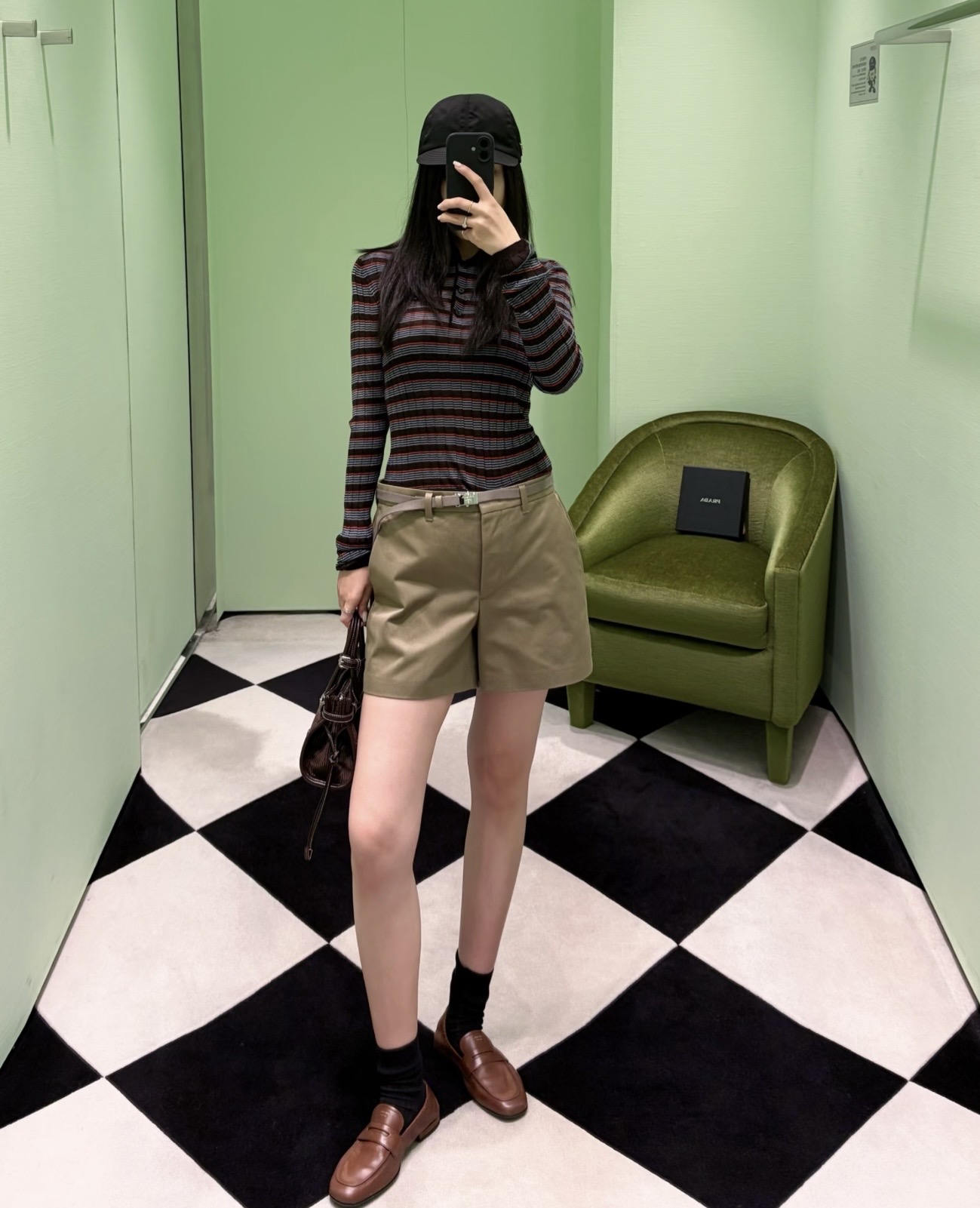 NO:955900,,,19860909,,,Women's clothing