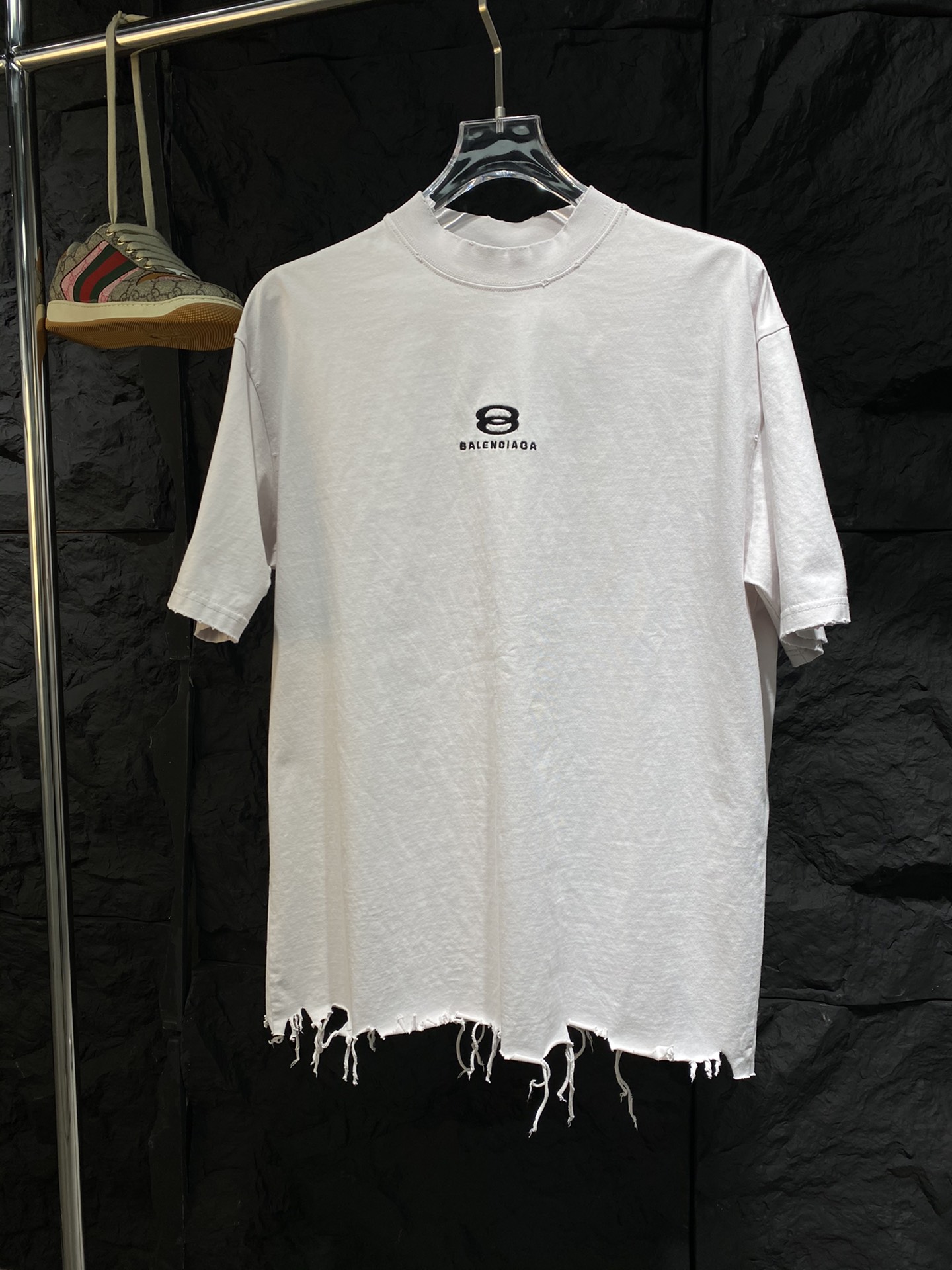 Balenciaga Kleding T-Shirt Exclusief goedkoop
 Borduurwerk Unisex Katoen Lentecollectie