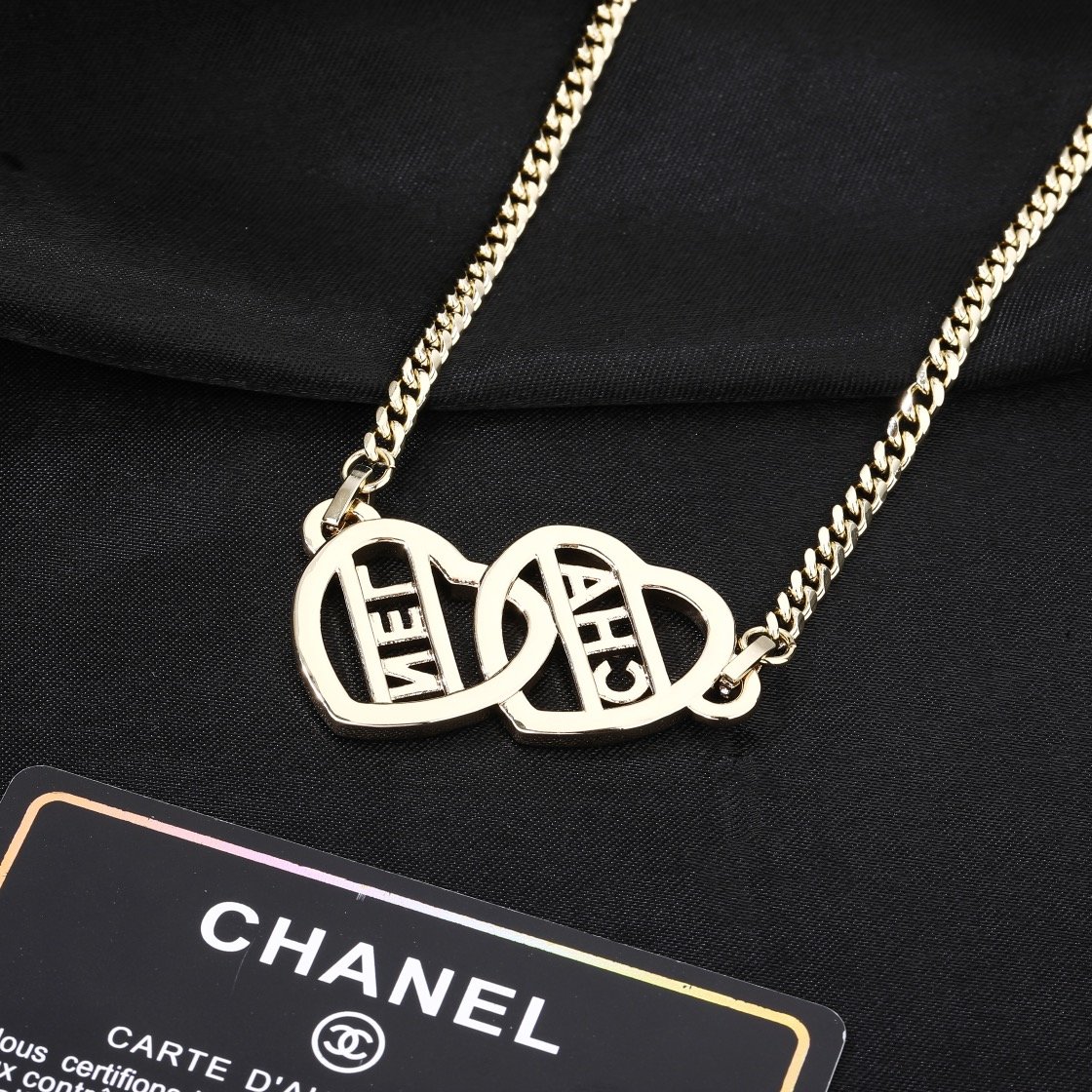 小香Chanel新款爱心项链专柜同步上新双C项链精工打造原版一致黄铜材质
