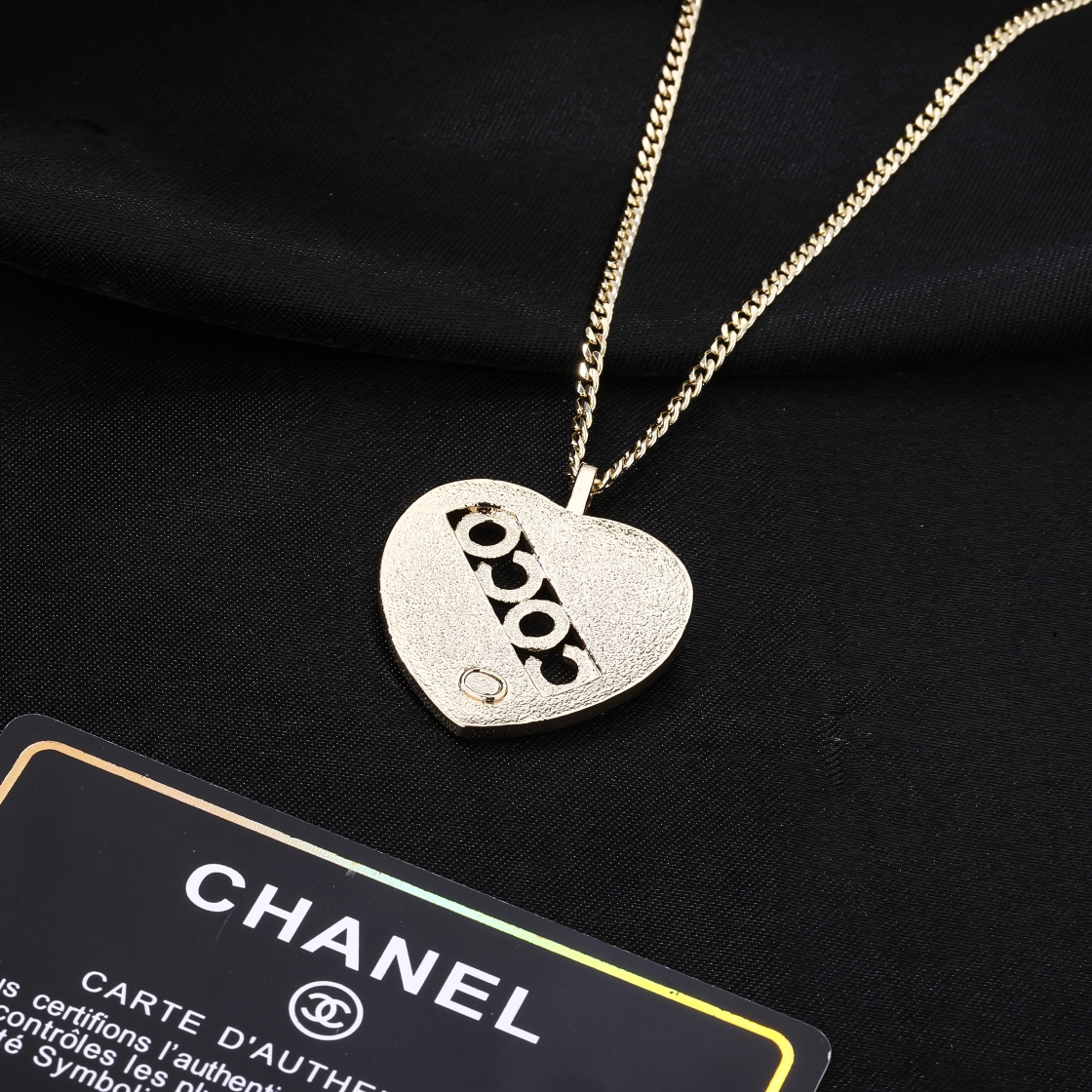  小香 Chanel 新款爱心💗项链 专柜同步上新 双C项链 精工打造原版一致黄铜材质