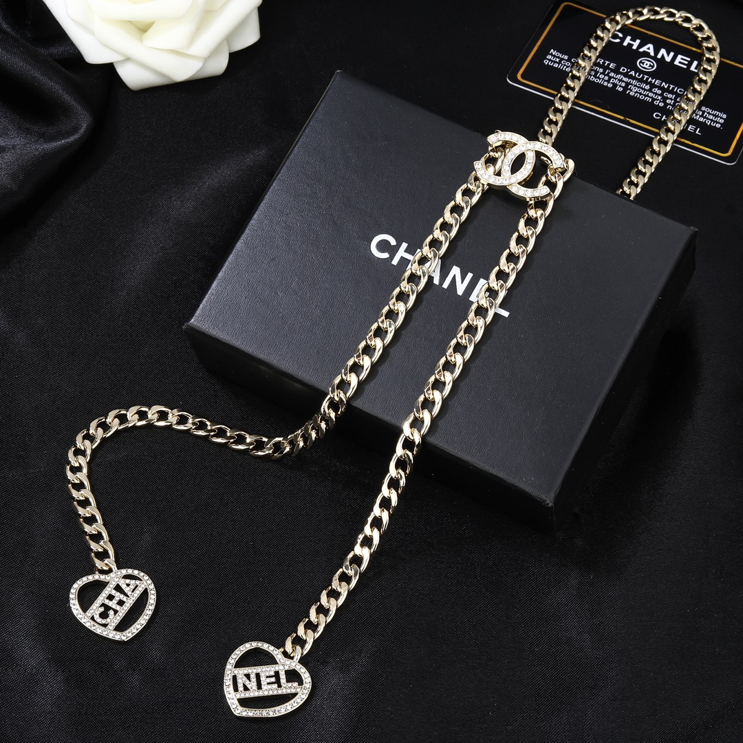 小香Chanel新款爱心项链专柜同步上新双C毛衣链精工打造原版一致黄铜材质