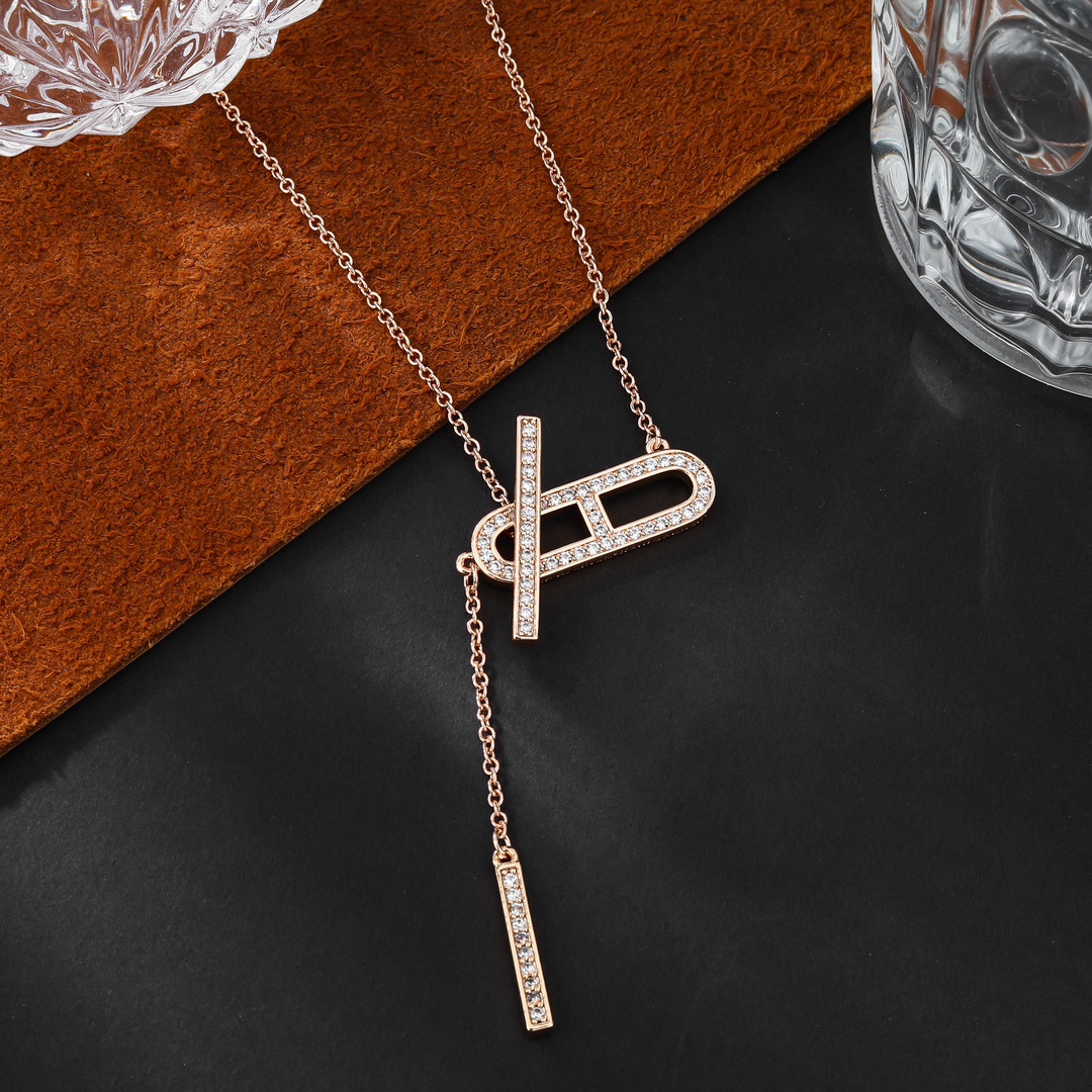 Collar Hermes Ever Chaine d Ancre Metal oro rosa con piedras transparentes como diamantes Metal plateado con piedras transparentes como diamantes 40cm