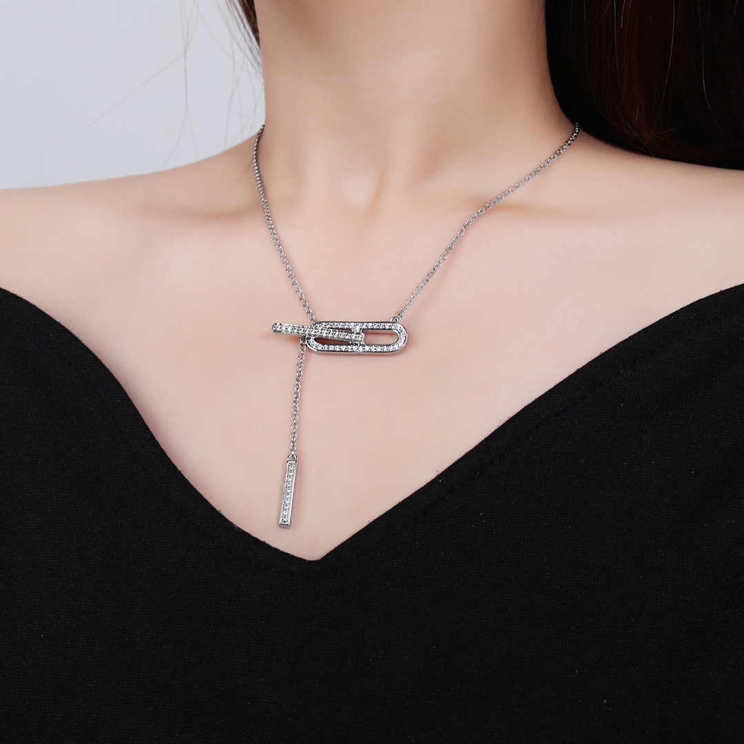 Collar Hermes Ever Chaine d Ancre Metal oro rosa con piedras transparentes como diamantes Metal plateado con piedras transparentes como diamantes 40cm