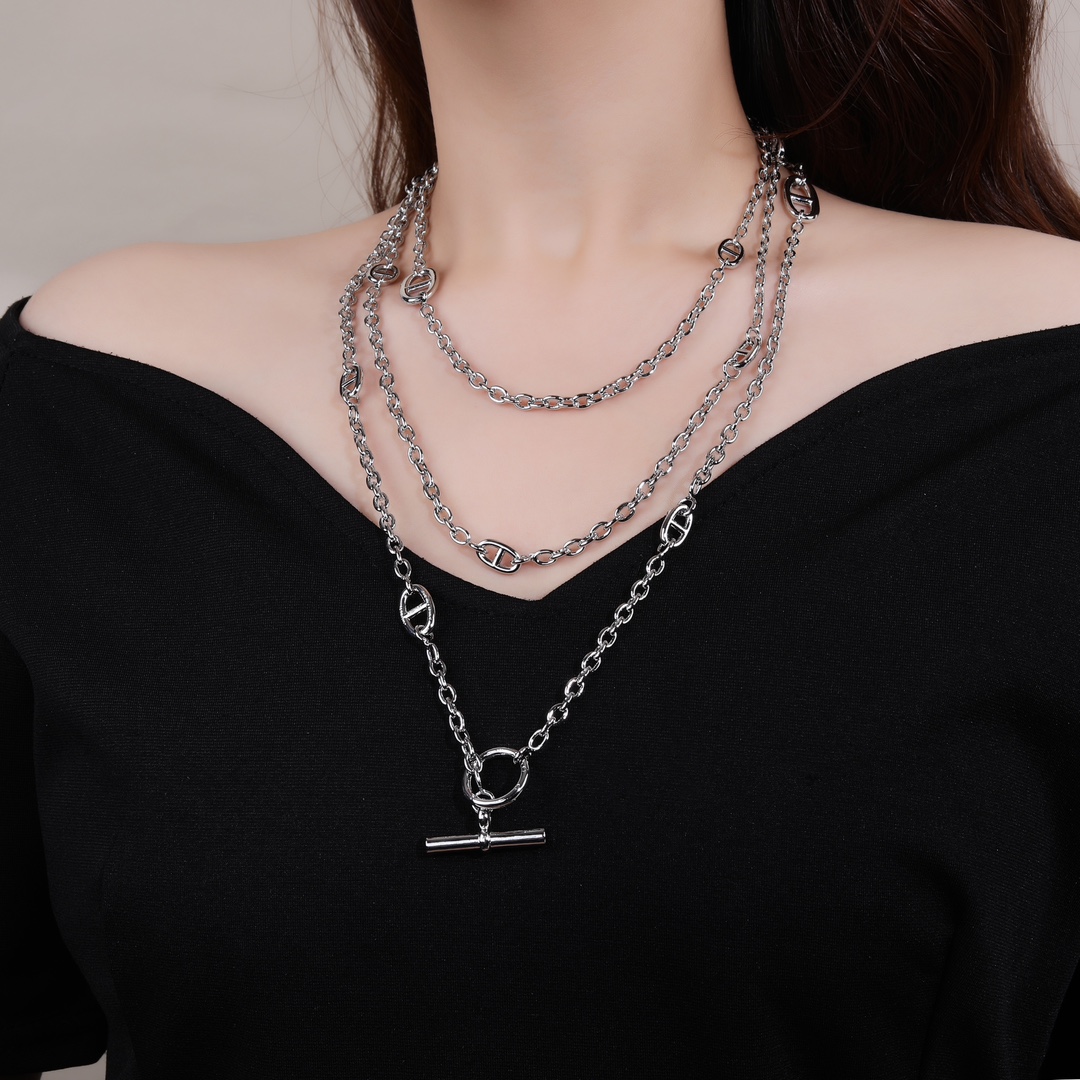 Find replica
 Hermes Jewelry Necklaces & Pendants