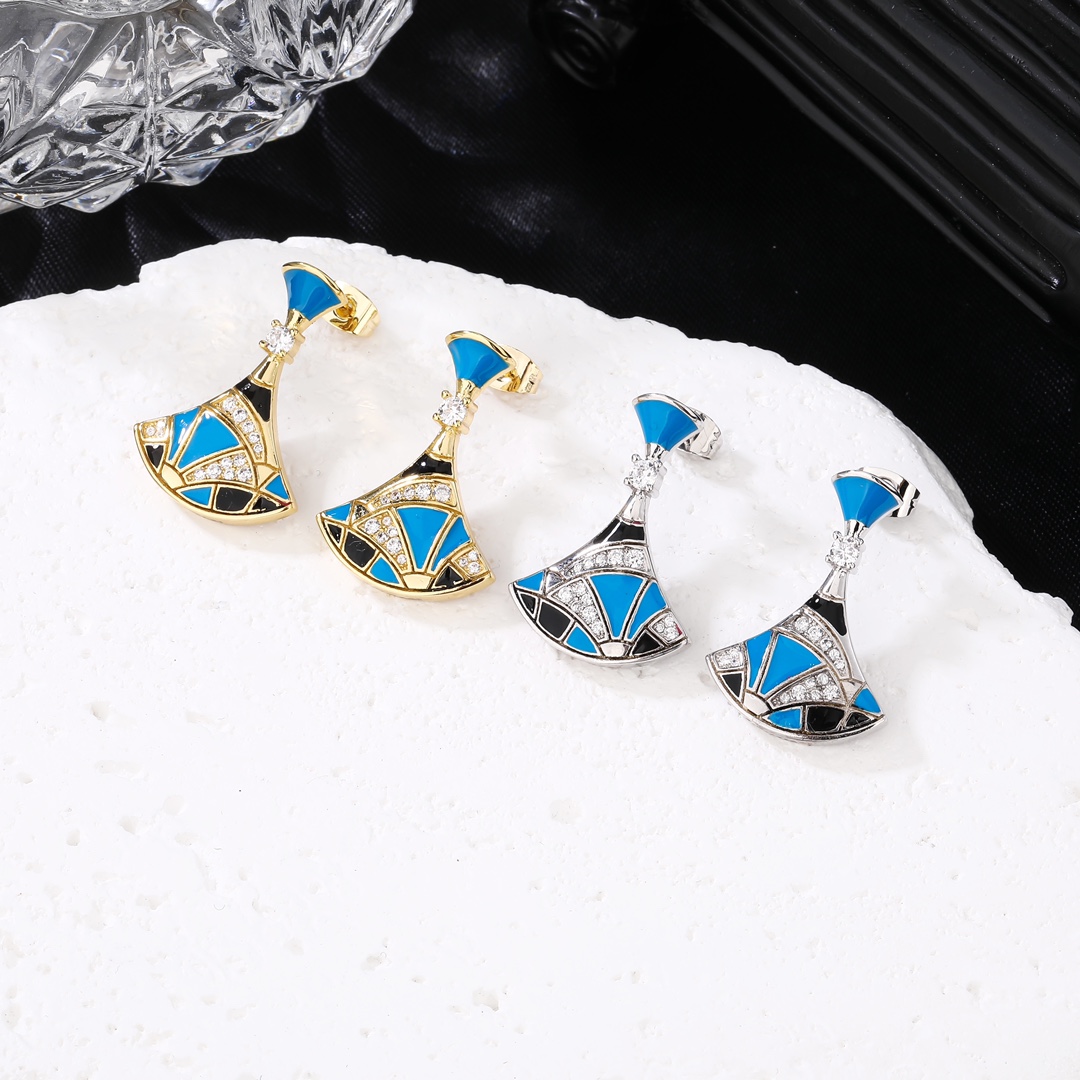  原单 新品耳环 金属 宝格丽 BVLGARI 裙子耳钉🔹专柜一致黄铜材质 火爆款出货 设计独特 前卫 