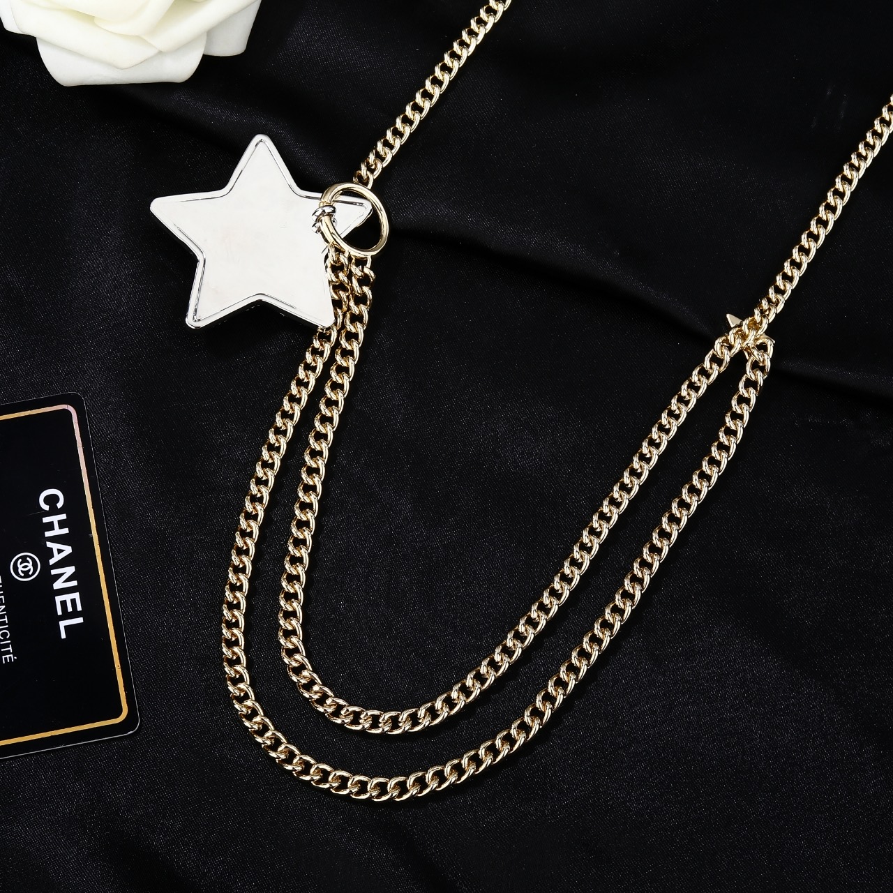 小香 Chanel 新品腰链 代购级别 一比一品质 香奈鹅 系列 风格高级百搭 高级感爆棚 现货