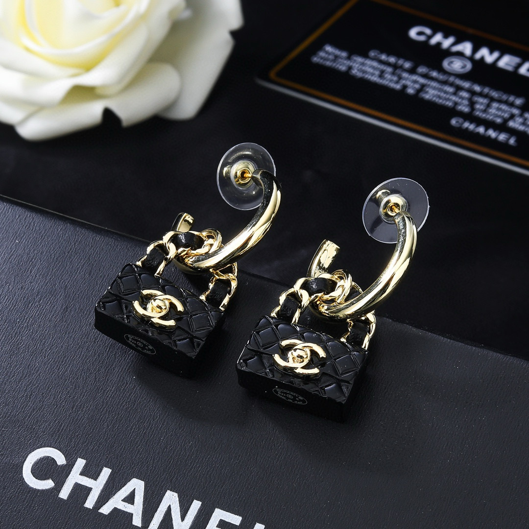 Chanel CHANEL 小香新款包包耳环
