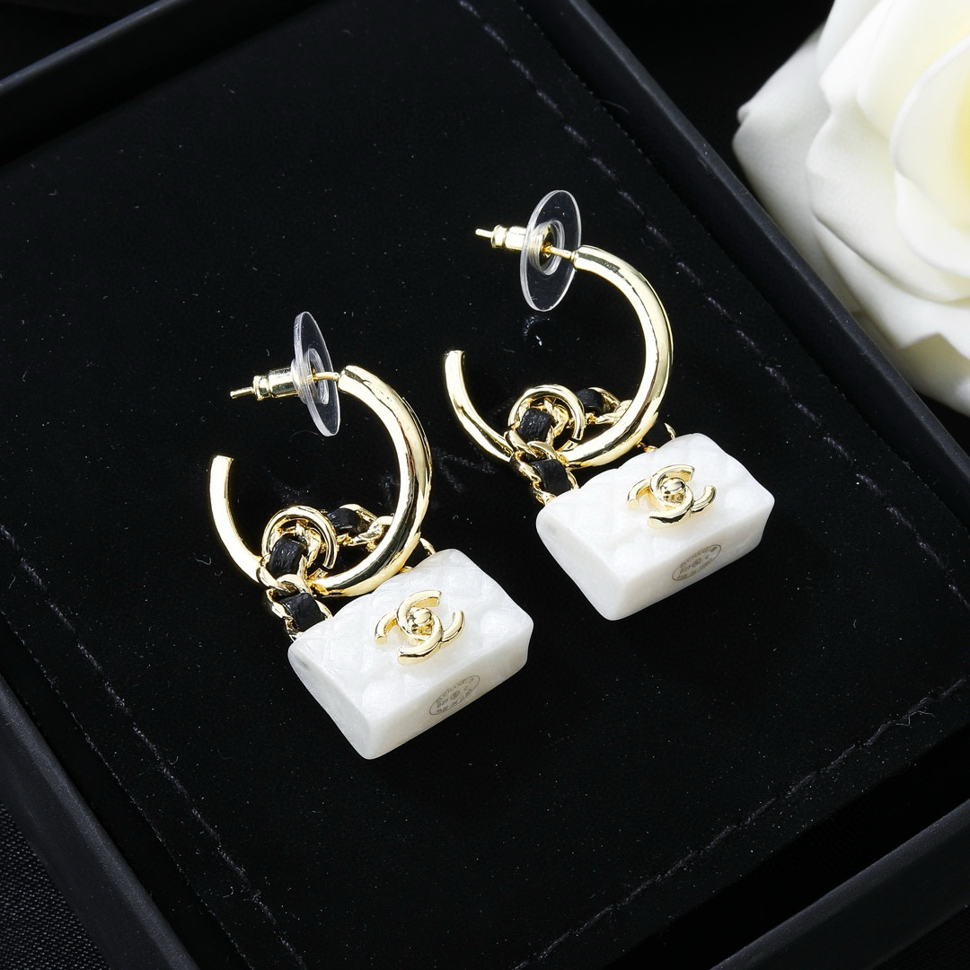 Chanel CHANEL 小香新款包包耳环