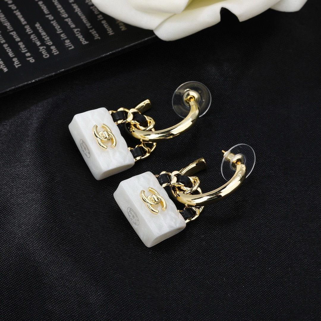 Chanel CHANEL 小香新款包包耳环