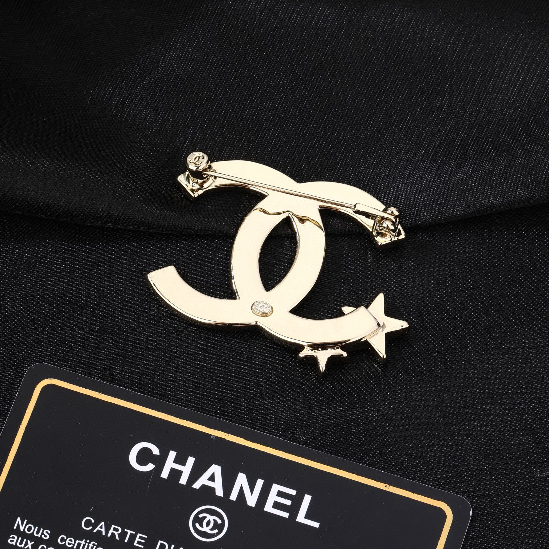 Chanel CHANEL 香奈儿新款双C胸针