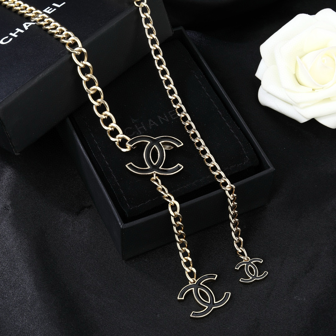 Chanel 小香腰链 采用原版一致黄铜材质 电镀18K金 超级重工的一款腰链 力求完美 做到1:1 代