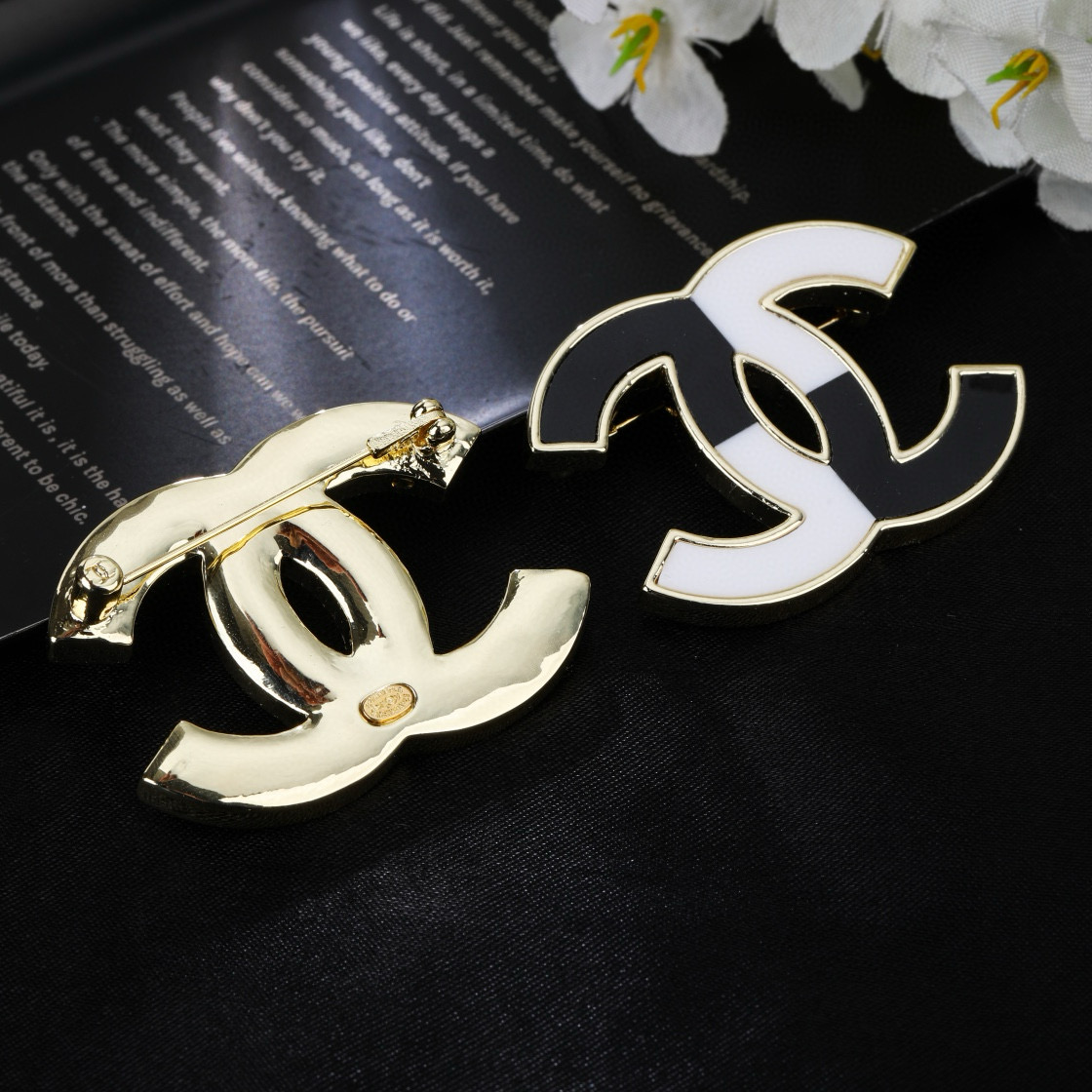 Chanel 小香Chanel新款滴油双C胸针