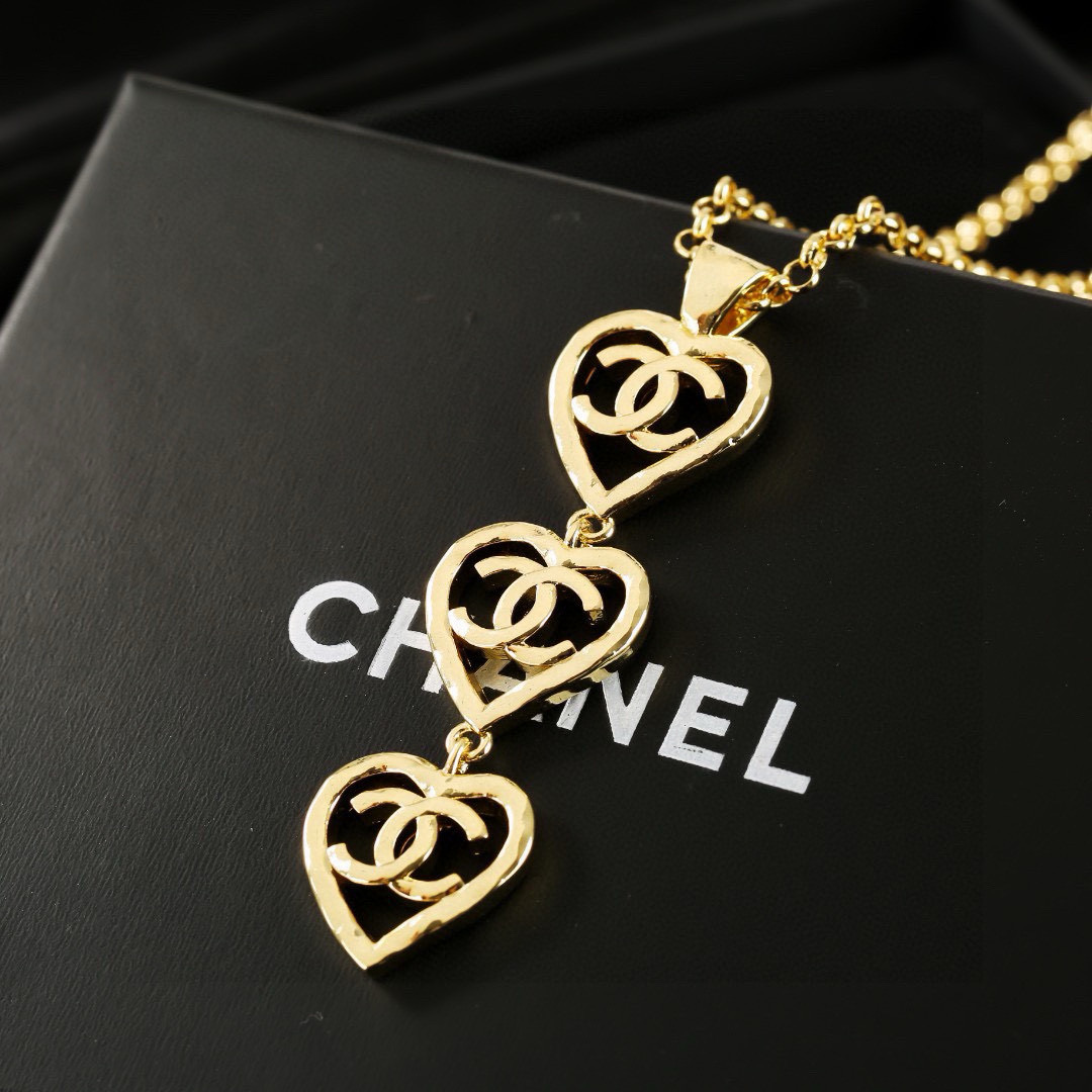Chanel Haute Couture Haute Joaillerie Fine Jewelry Earrings Necklace 3