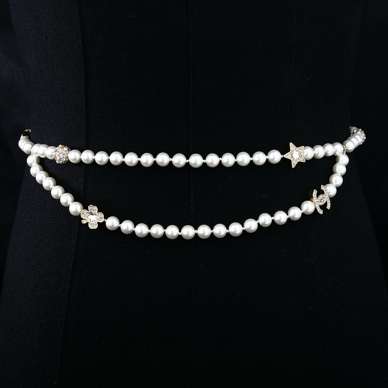 小香 Chanel 新品腰链 代购级别 一比一品质 香奈鹅 系列 风格高级百搭 高级感爆棚 现货