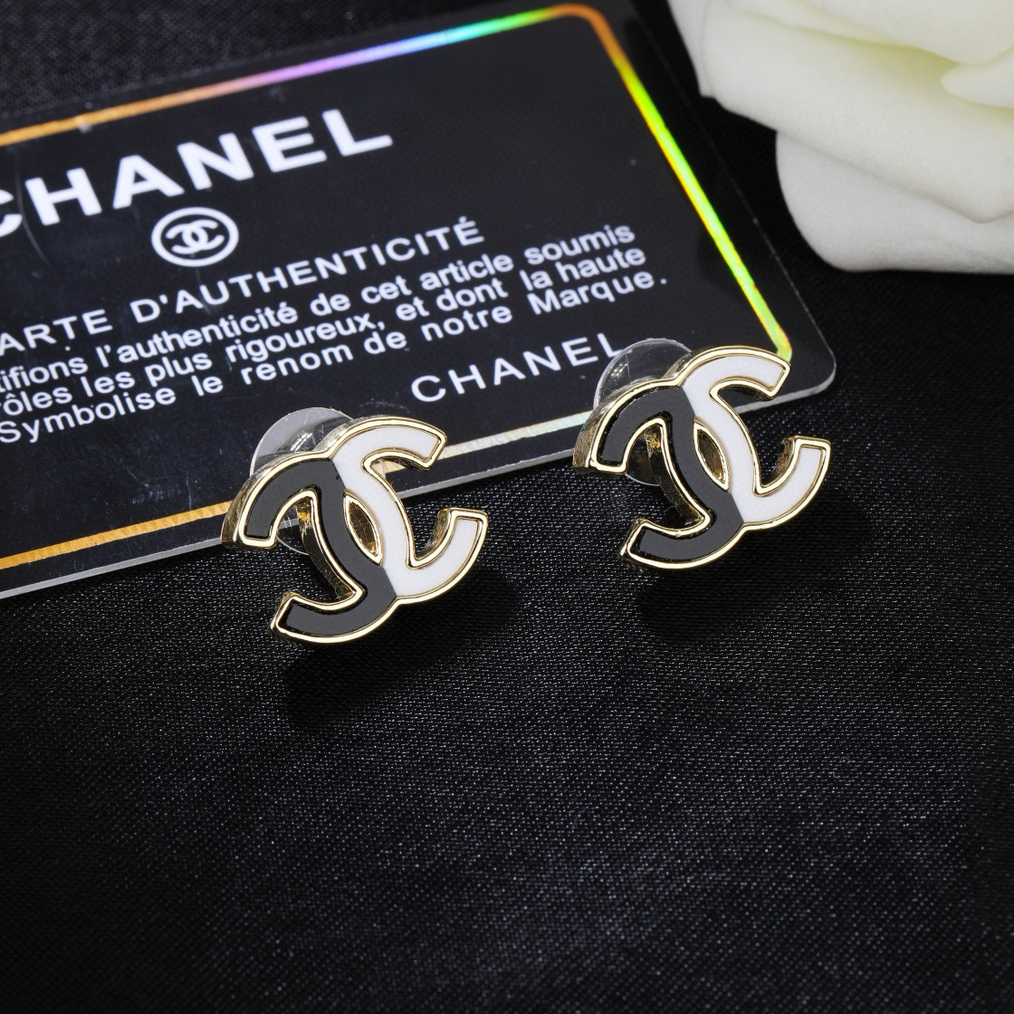 小香 Chanel 新品耳环 代购级别 一比一品质 香奈鹅 系列 经典cc logo 风格高级百搭 高级