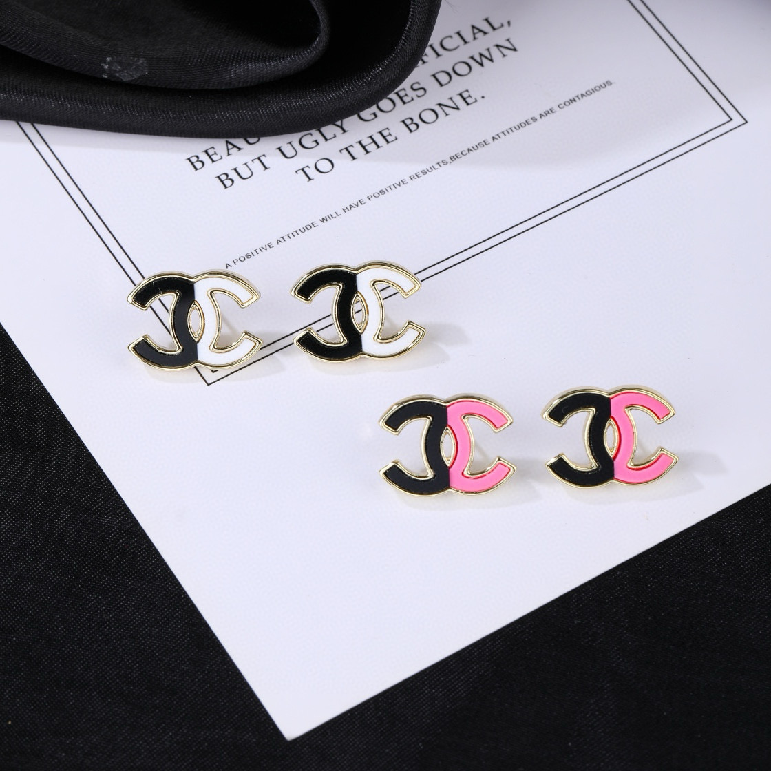 小香 Chanel 新品耳环 代购级别 一比一品质 香奈鹅 系列 经典cc logo 风格高级百搭 高级