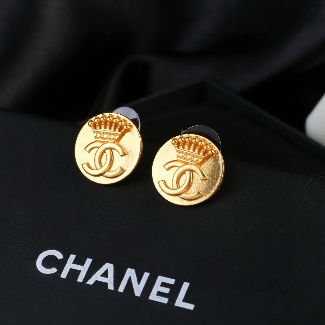 Chanel 复古金属中古耳环  简约风格超级大气 小香双c耳钉 代购级别 黄铜材质