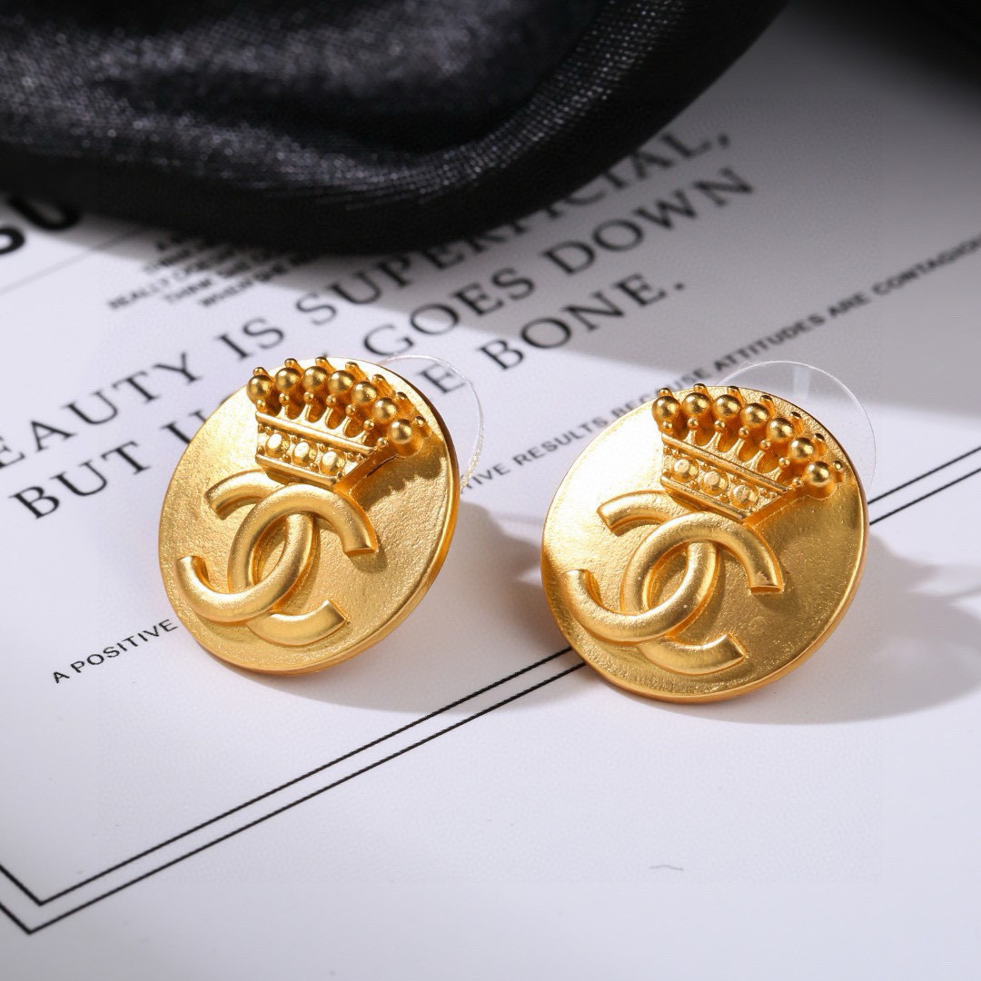 Chanel 复古金属中古耳环  简约风格超级大气 小香双c耳钉 代购级别 黄铜材质