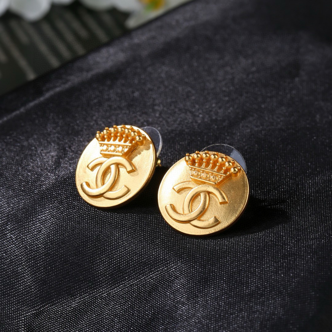 Chanel 复古金属中古耳环  简约风格超级大气 小香双c耳钉 代购级别 黄铜材质