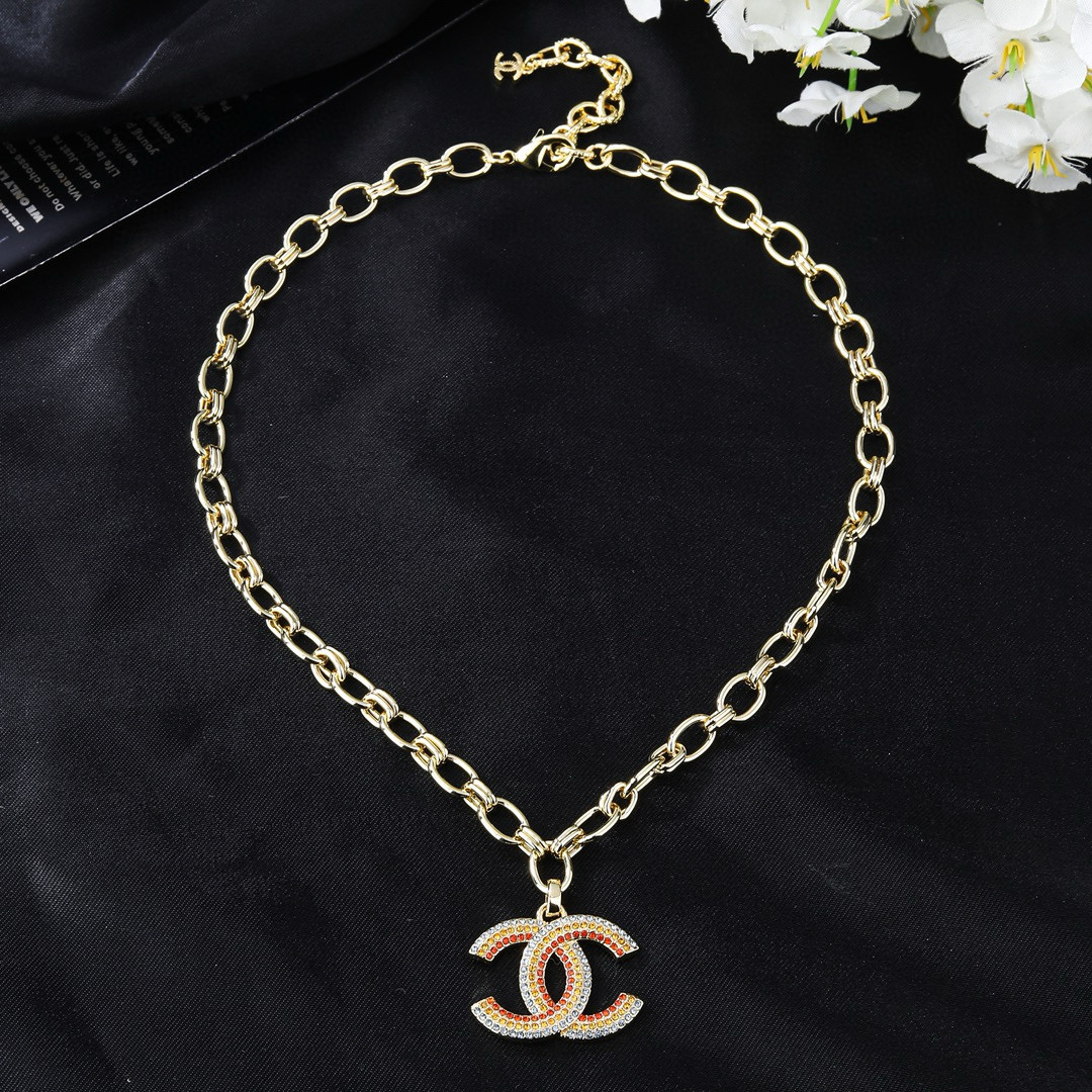 Chanel 香奈儿新款彩虹🌈项链热销款上新同步专柜‼高端品质‼经典色超级衬肤色显白‼最新款必🔥