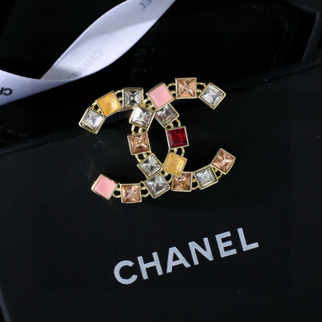 Chanel 小香Chanel 新款彩钻胸针