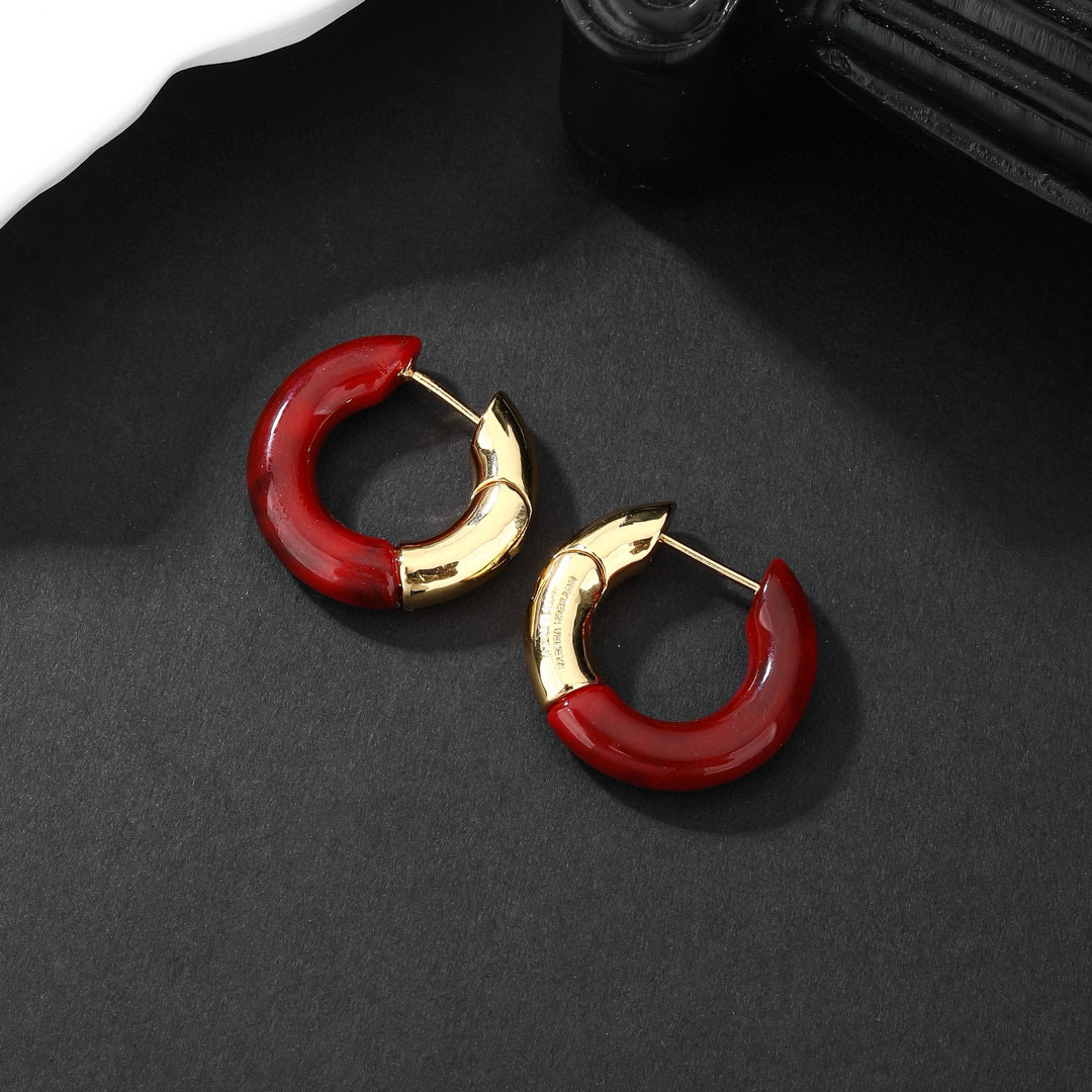 Bottega Veneta 葆蝶家 Bottega veneta 金属 珐琅耳钉 耳环 简单大方 金质感饱满