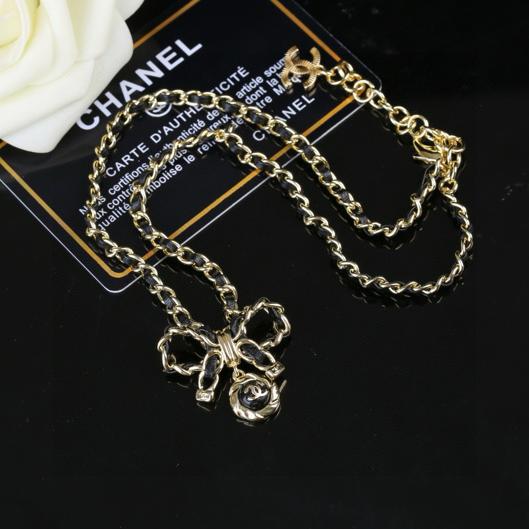 Chanel 小香 Chanel 新款蝴蝶结项链 小羊皮 同步上新 双C精工打造 黄铜材质