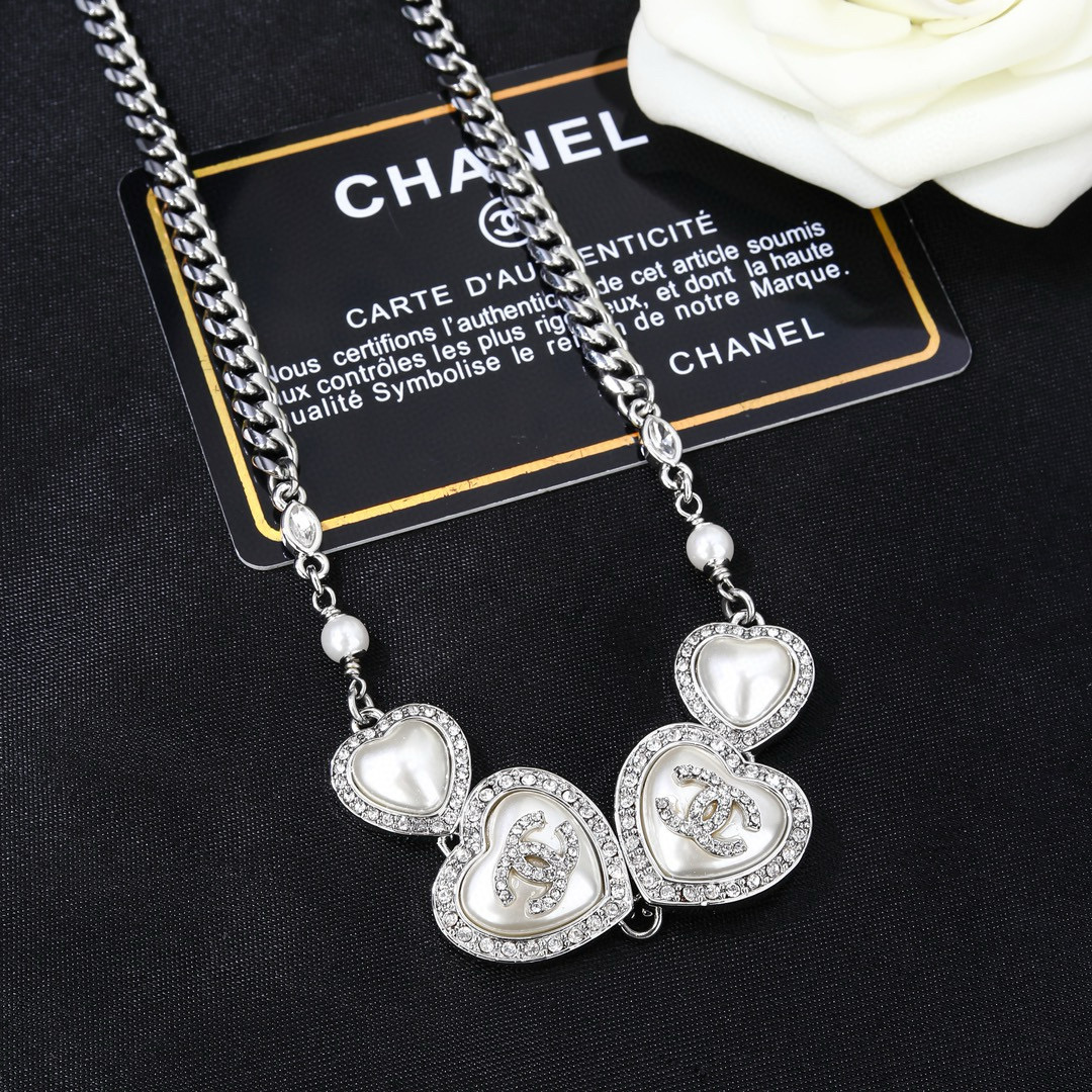 Chanel 香奈儿 Chanel 新款 项链 同步上新 双C精工打造 黄铜材质