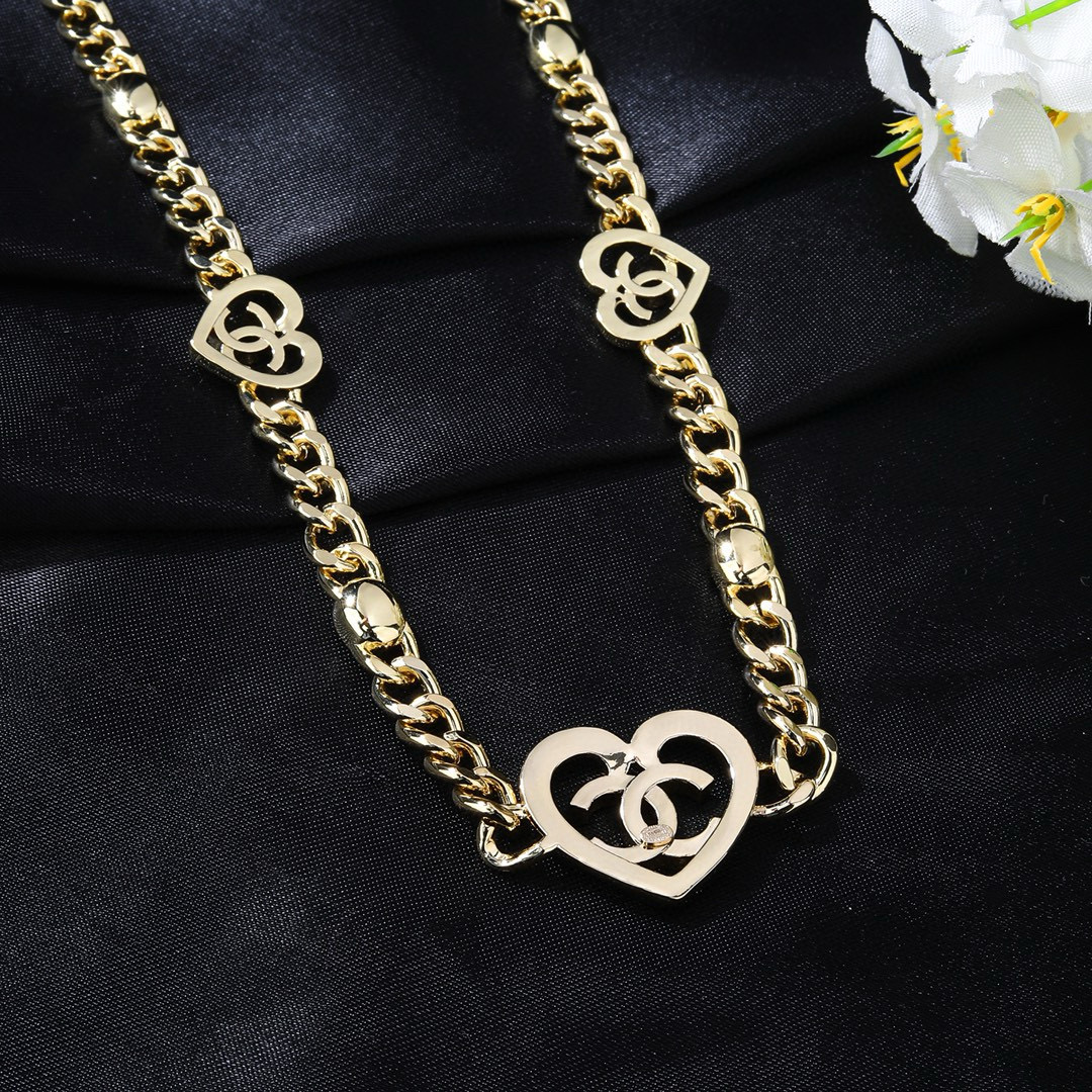 Chanel 小香 Chanel 新品爱心 腰链