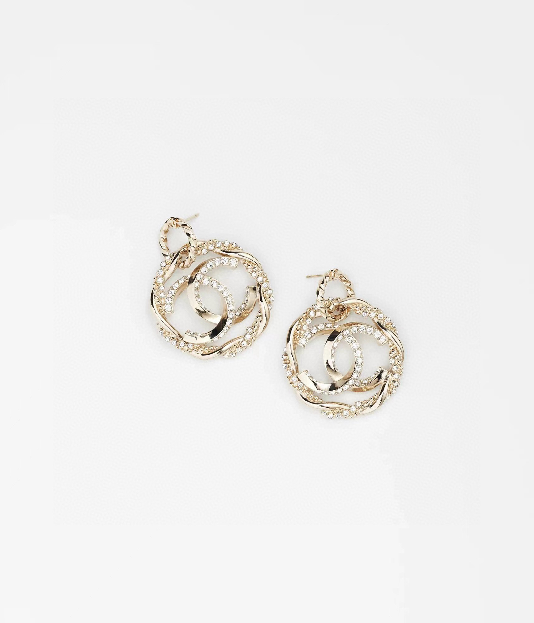 Chanel 小香 Chanel 新款耳环 同步上市 双C 圈圈耳钉 精工打造 黄铜材质