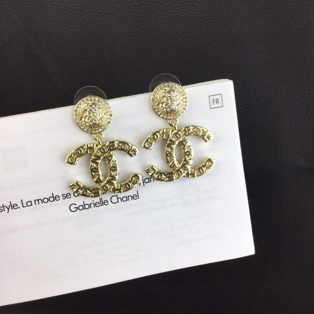 Chanel 小香Chanel 2021新款 耳环 双C耳钉 同款材质 代购级别