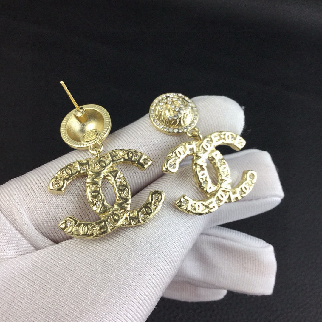 Chanel 小香Chanel 2021新款 耳环 双C耳钉 同款材质 代购级别