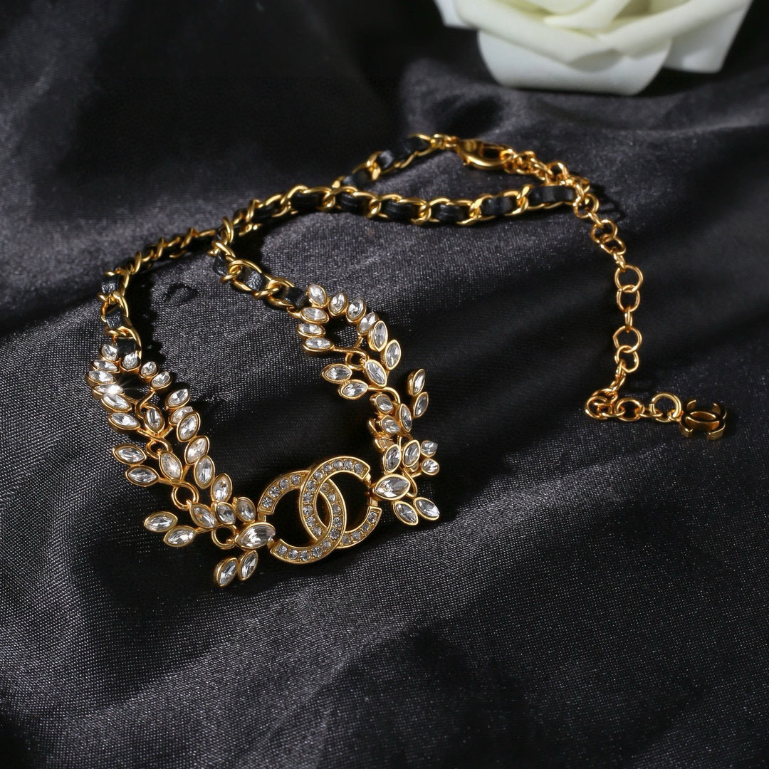 Chanel 小香 Chanel 新款麦穗项链 颈链 同步上新 双C精工打造 黄铜材质