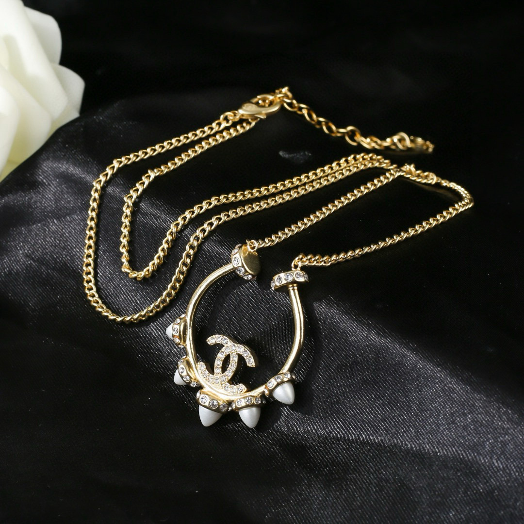 Chanel Chanel 金属中古项链 简约风格 小香双c颈链 代购级别 黄铜材质