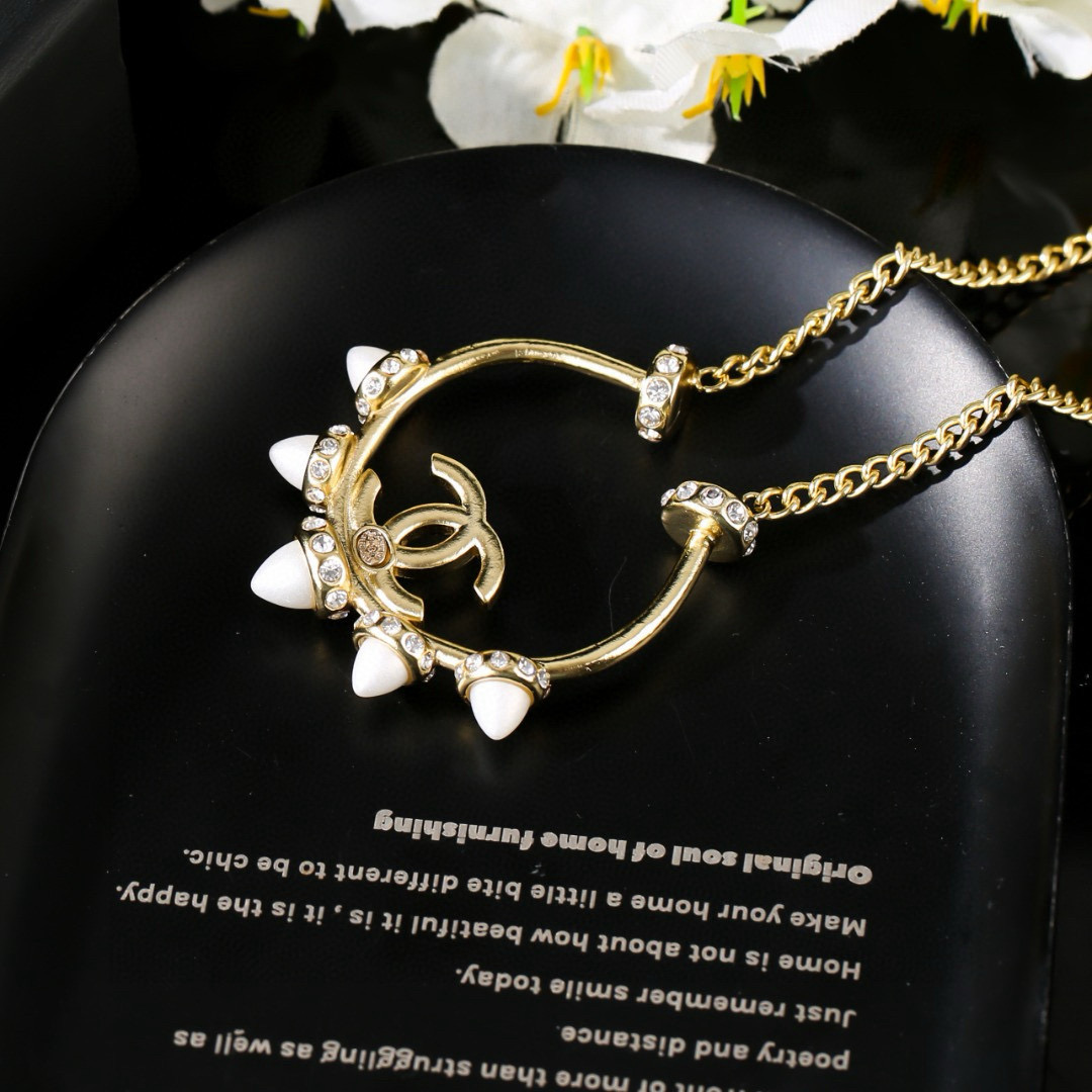 Chanel Chanel 金属中古项链 简约风格 小香双c颈链 代购级别 黄铜材质