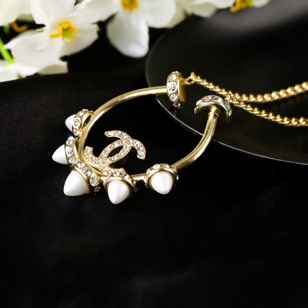 Chanel Chanel 金属中古项链 简约风格 小香双c颈链 代购级别 黄铜材质