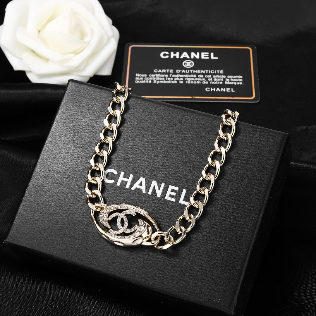 香奈儿 Chanel 新款 💗项链 专柜同步上新 双C精工打造原版一致黄铜材质
