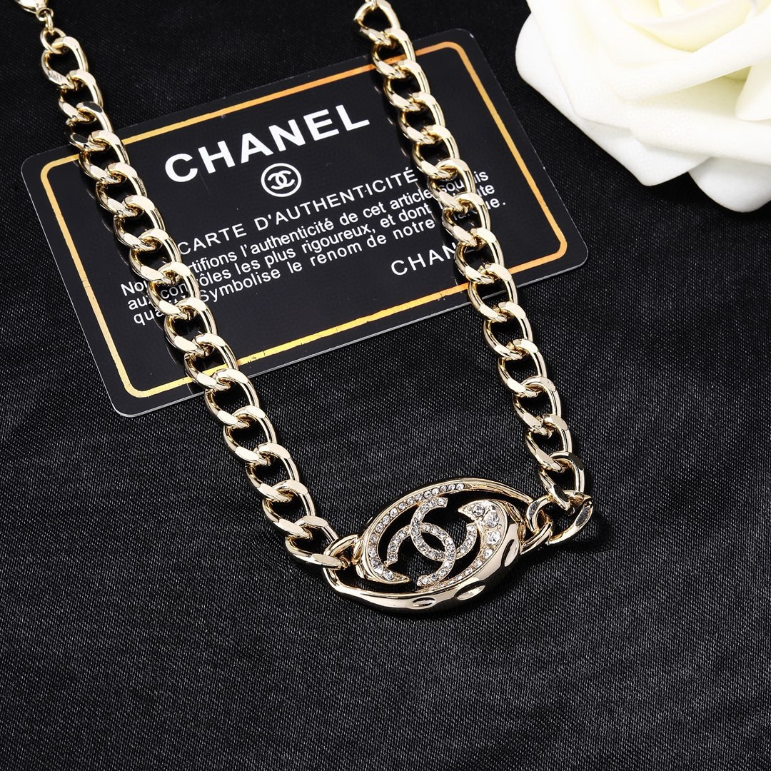 香奈儿 Chanel 新款 💗项链 专柜同步上新 双C精工打造原版一致黄铜材质