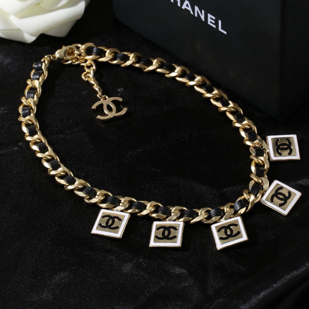 小香 Chanel 新款项链  专柜同步上市 双C 颈链 锁骨链 精工打造原版一致黄铜材质