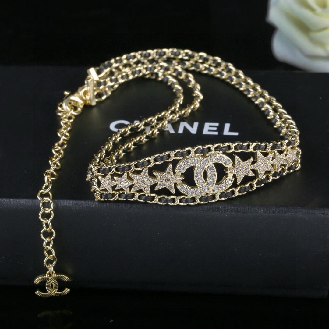 小香 Chanel 新款施华洛世奇水晶星星项链 颈链 专柜同步上新 双C精工打造原版一致黄铜材质