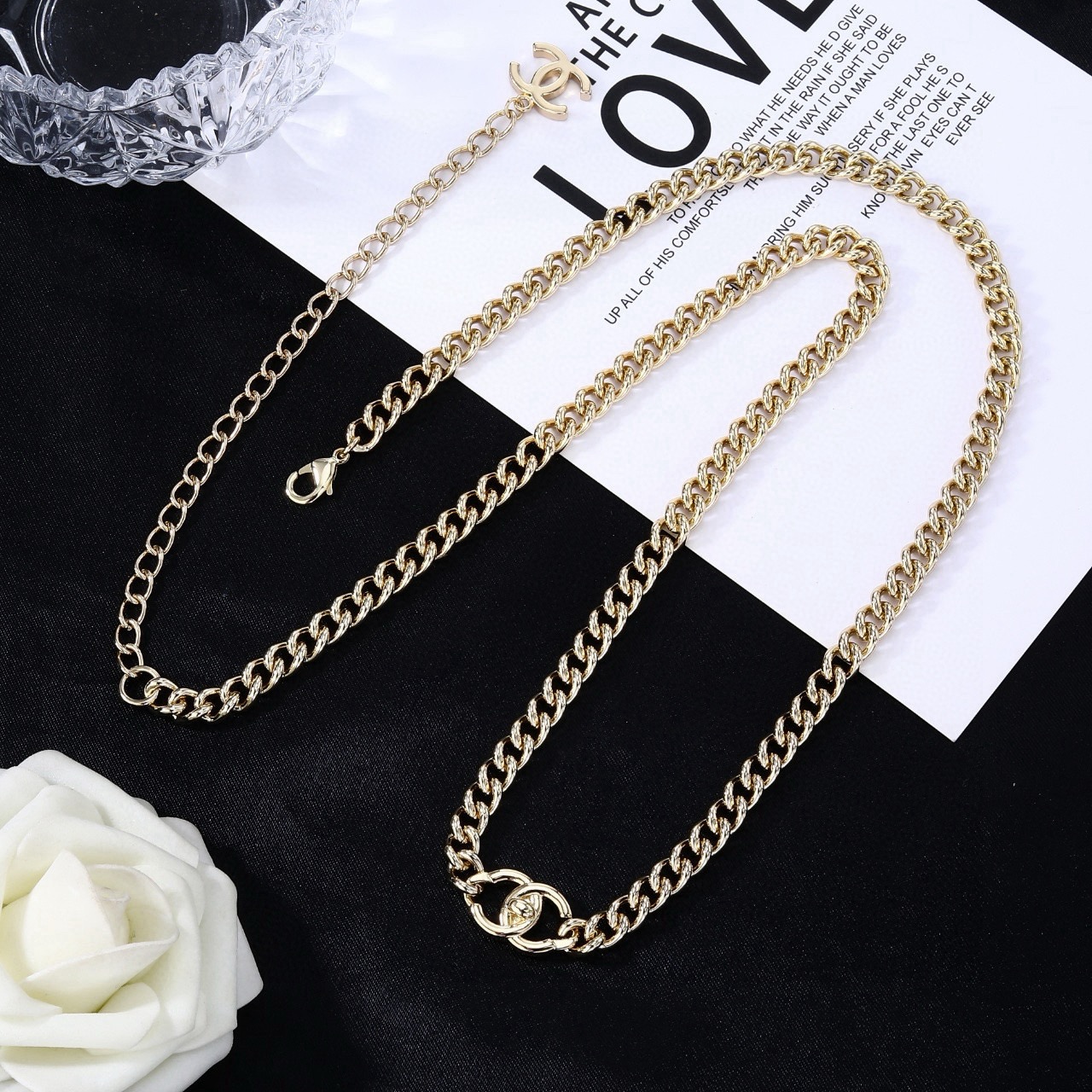 小香 Chanel 新品腰链 代购级别 一比一品质 香奈鹅 系列 风格高级百搭 高级感爆棚 现货