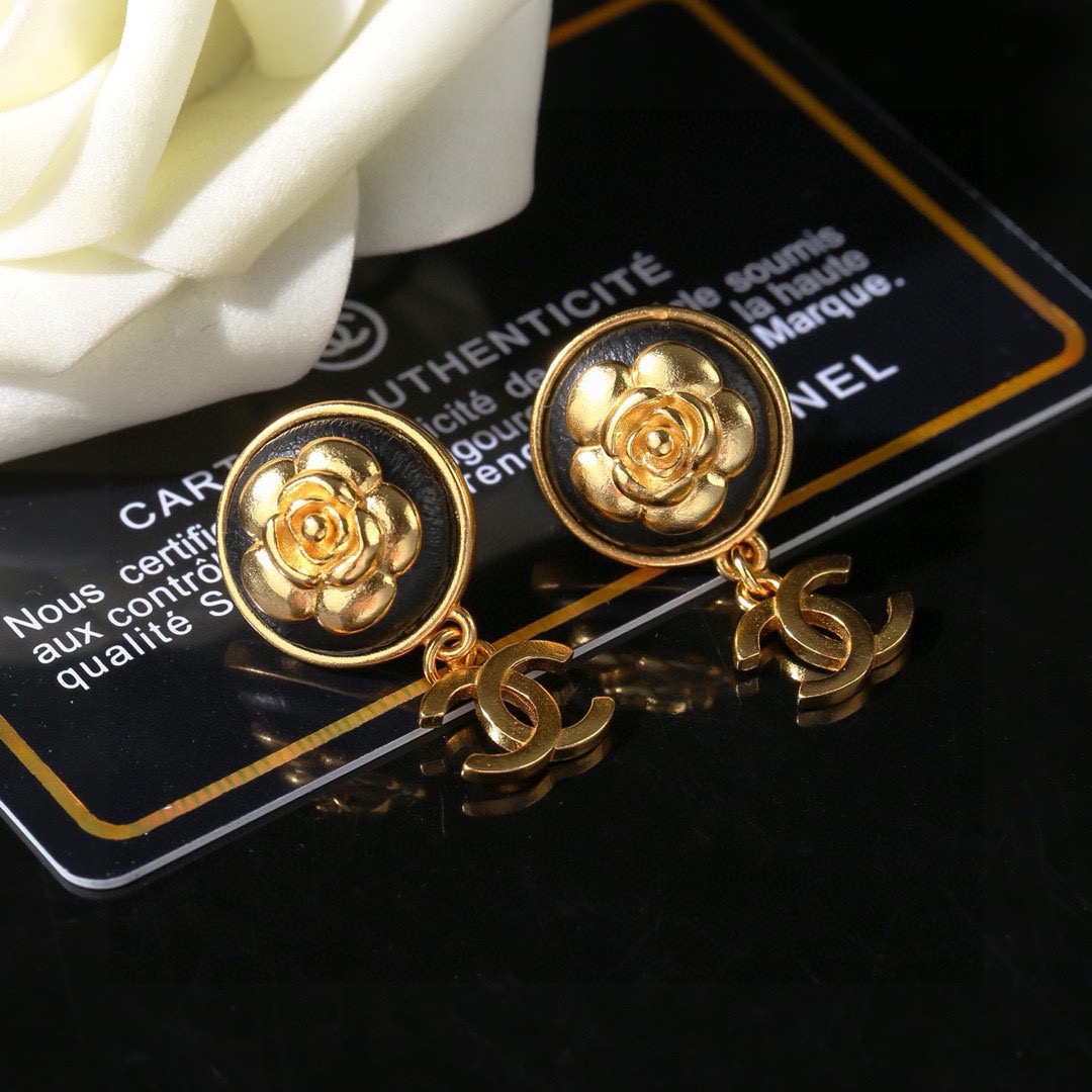 Dolce & Gabbana Haute Couture Haute Joaillerie Fine Jewelry Earrings 2