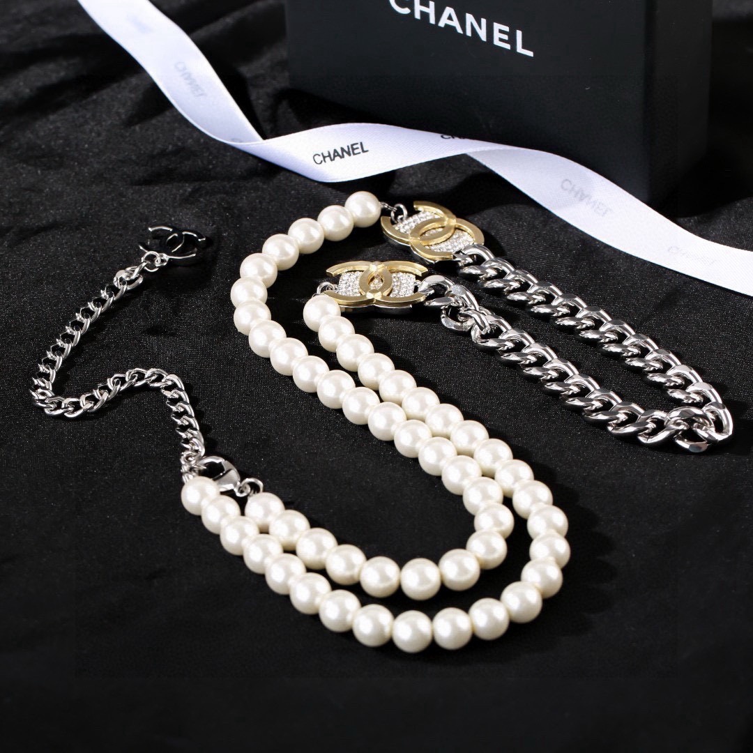 小香 Chanel 腰链 新款珍珠链条⛓️双C腰链 项链两用款 精工设计 非常修饰身形 时尚又百搭