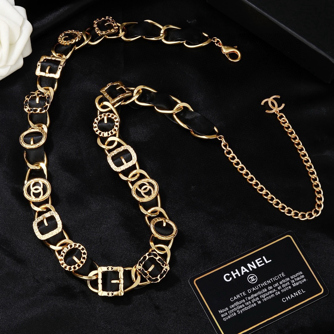 香奈儿 Chanel腰链 精选小羊皮 采用原版一致黄铜材质 电镀18K金 超级重工的一款腰链 力求完美 