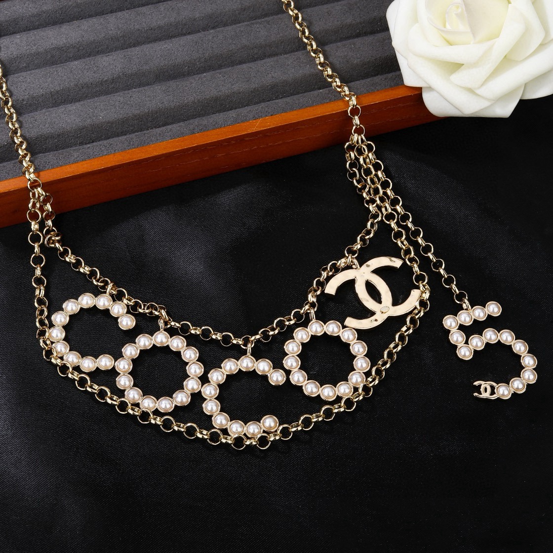 小香 Chanel 新品腰链 代购级别 一比一品质 香奈鹅 系列 经典cc logo 风格高级百搭 高级