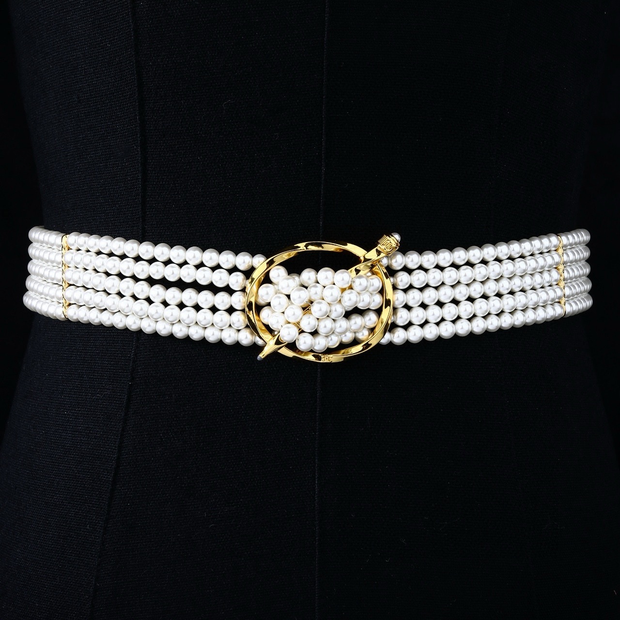小香 Chanel 新品腰链 代购级别 一比一品质 香奈鹅 系列 风格高级百搭 高级感爆棚 现货