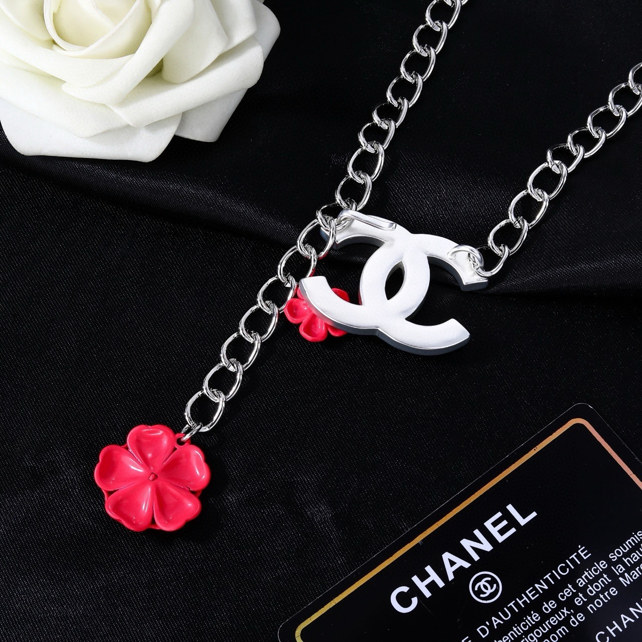 小香 Chanel 新品腰链 代购级别 一比一品质 香奈鹅 系列 风格高级百搭 高级感爆棚 现货