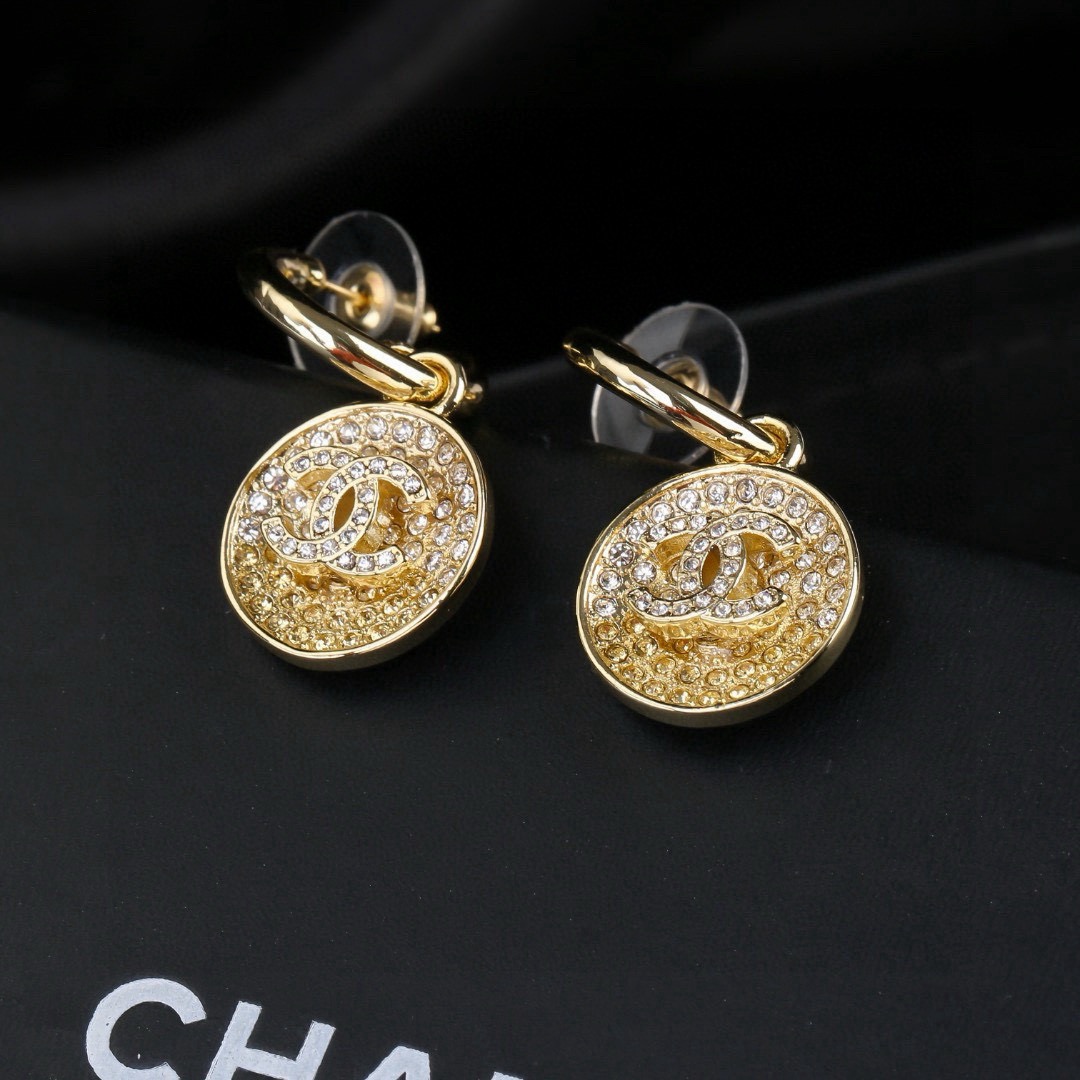 Chanel Haute Couture Haute Joaillerie Fine Jewelry Earrings Necklace 4