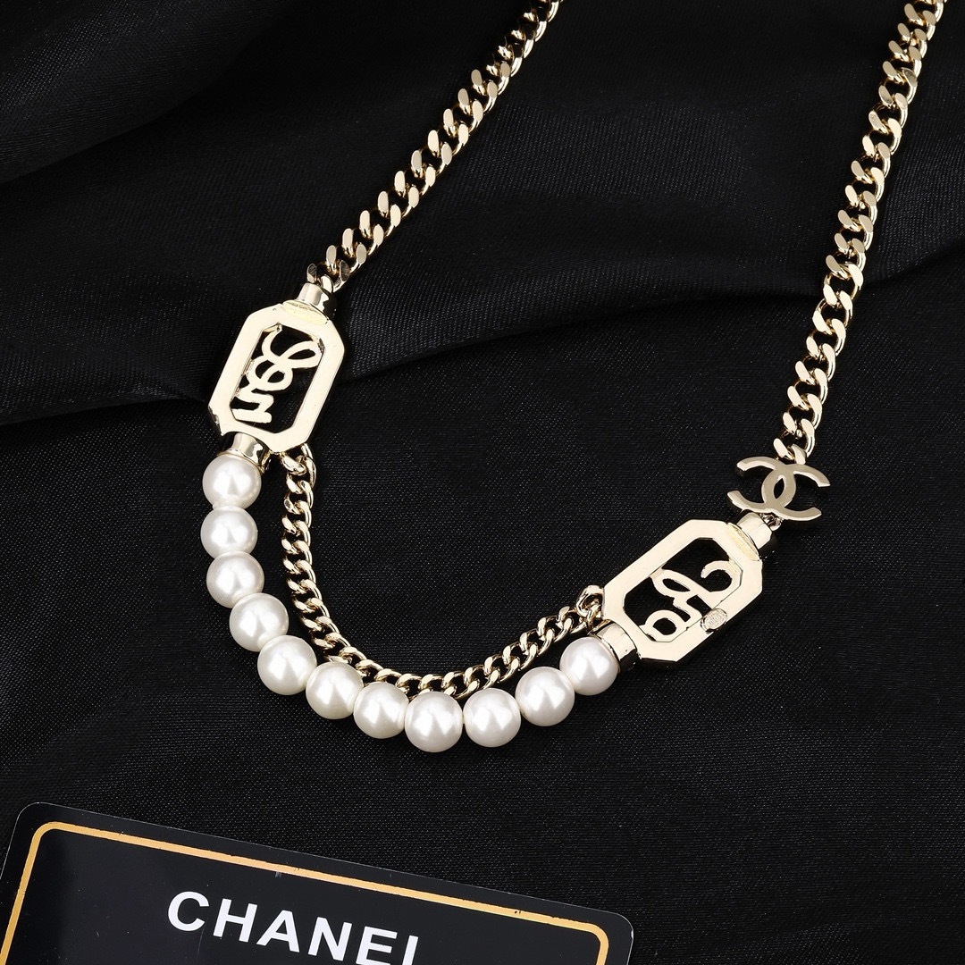 香奈儿 Chanel 新款项链  专柜同步上市 双C 锁骨链 精工打造原版一致黄铜材质
